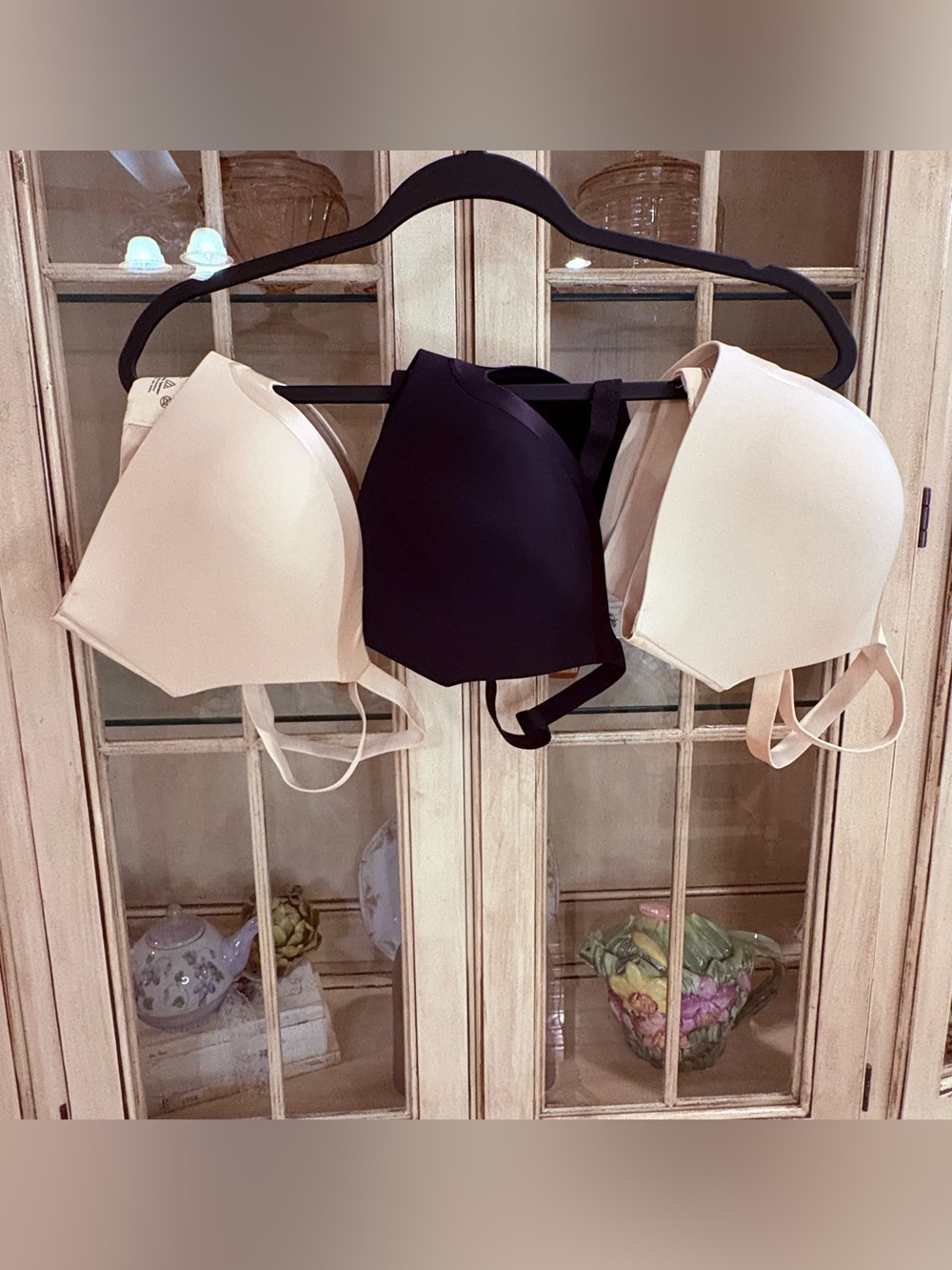 Lot of 3 Underoutfit Satin Grace Wireless Bras Style 1258 NWOT Large 1 BLK 2 CRM